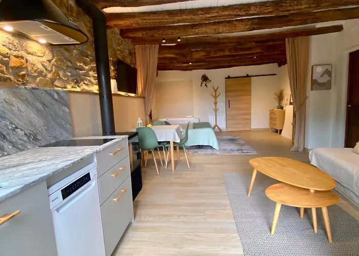 Апартаменты Country Loft Zarautz- San Sebastian *